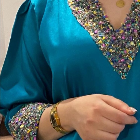 Dress - Picture 2 of 2